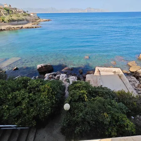 Sea Sicily View * 巴格里亚